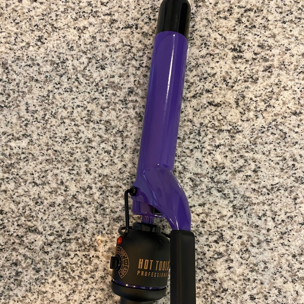Hot tools 1” ceramic curling iron